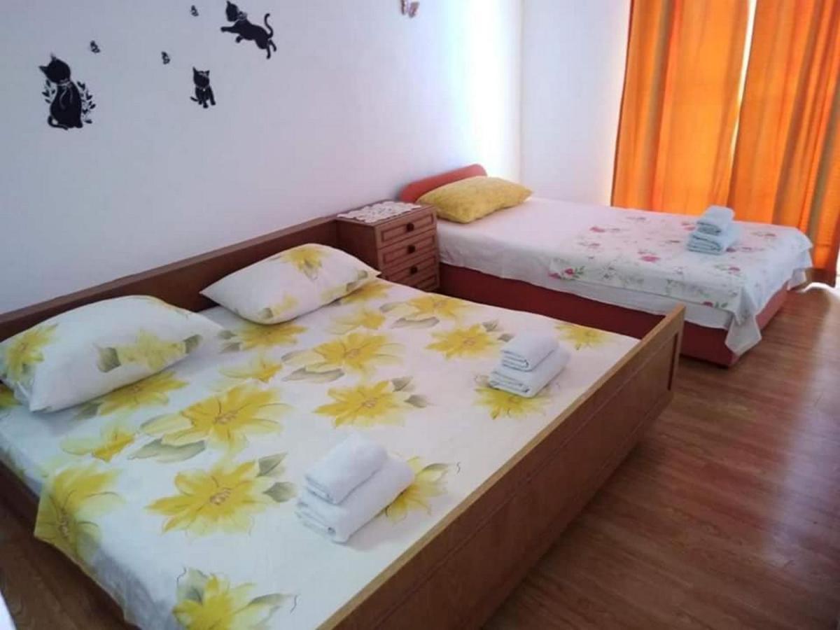 Apartments Miocic Razanac Luaran gambar