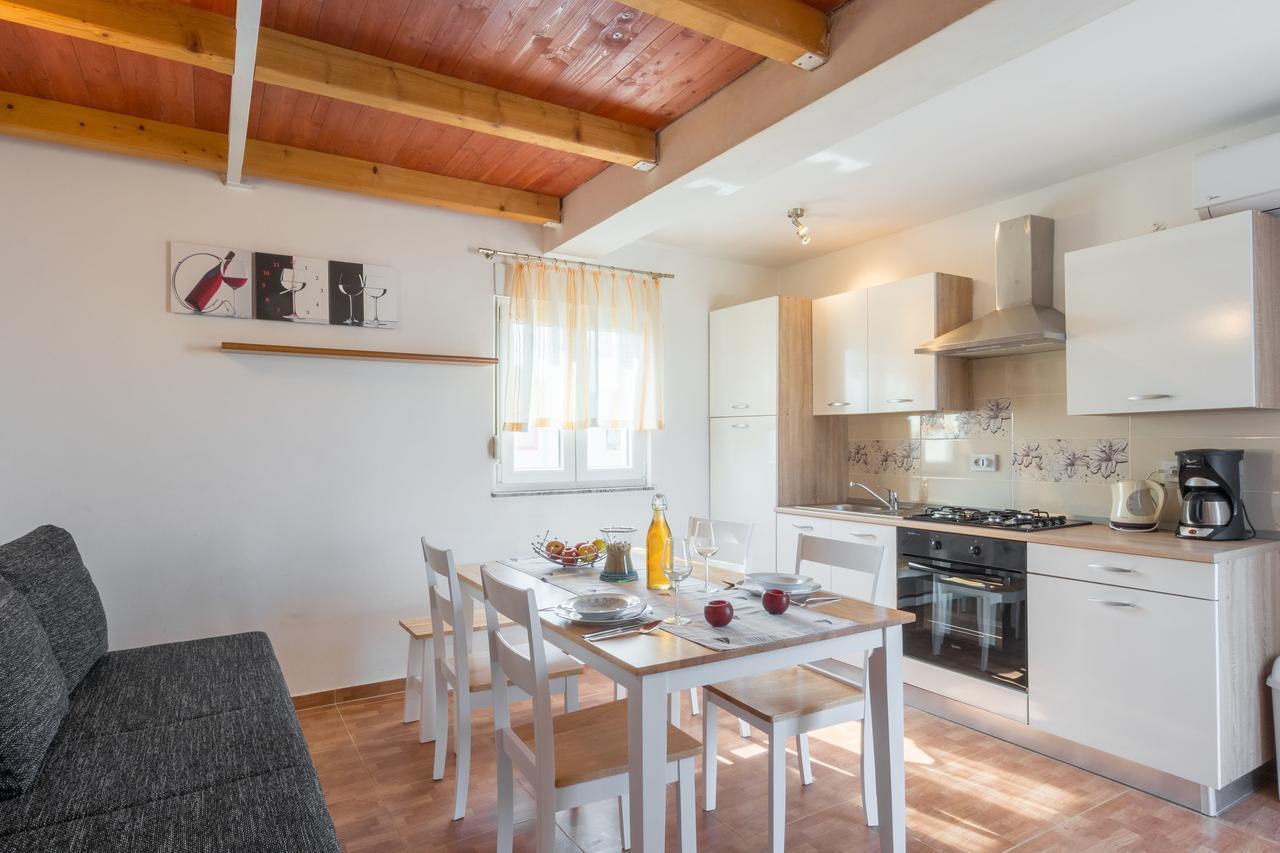 Apartments Miocic Razanac Luaran gambar